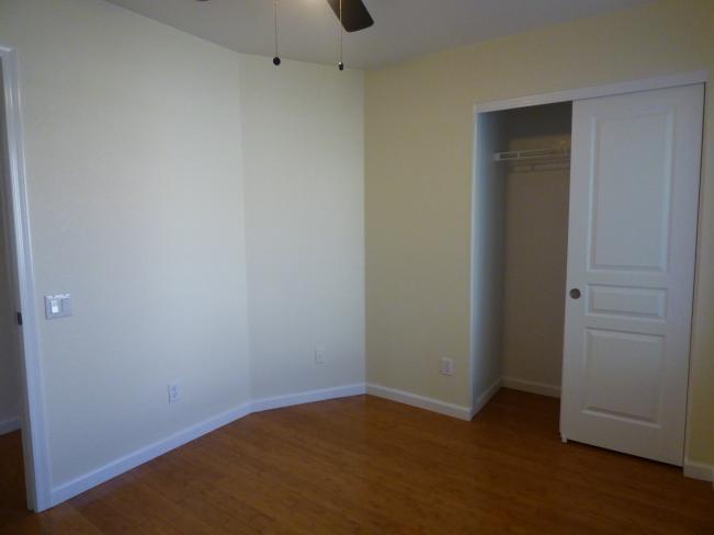 3023 E Captain Dreyfus AVE P1170678_08082023