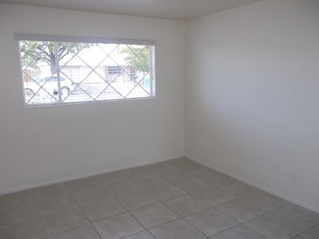 2525 W Freeway LN 2525 W_07032014