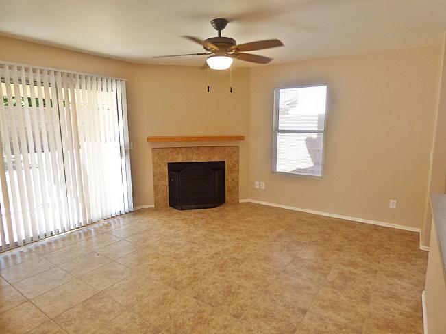 3110 E Cottonwood LN P1010581_08312015
