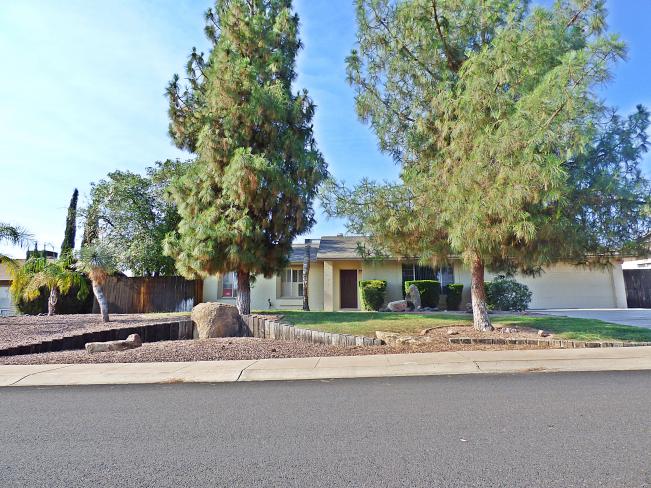 2423 E Beryl AVE P1000961_06222015