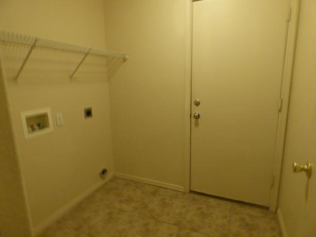 2017 N 103rd DR P1030088_06152016
