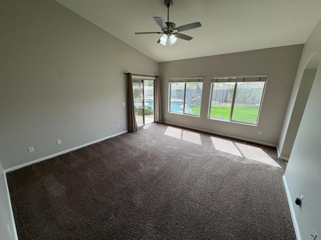 5123 E Michelle DR IMG_2018_04112025 5123 E Michelle DR IMG_2018_04112025