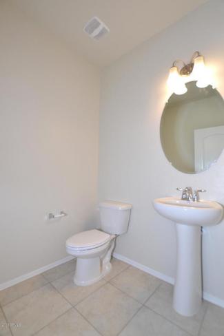 30915 W Amelia AVE Pic (22)_11202019