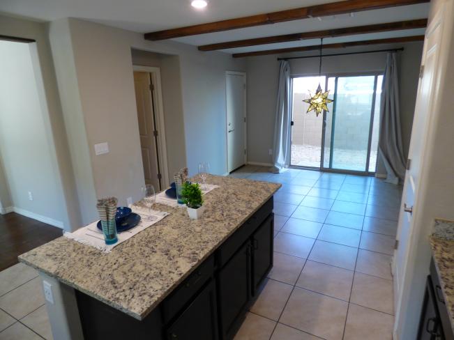 8045 W Agora LN P1180078_11032023