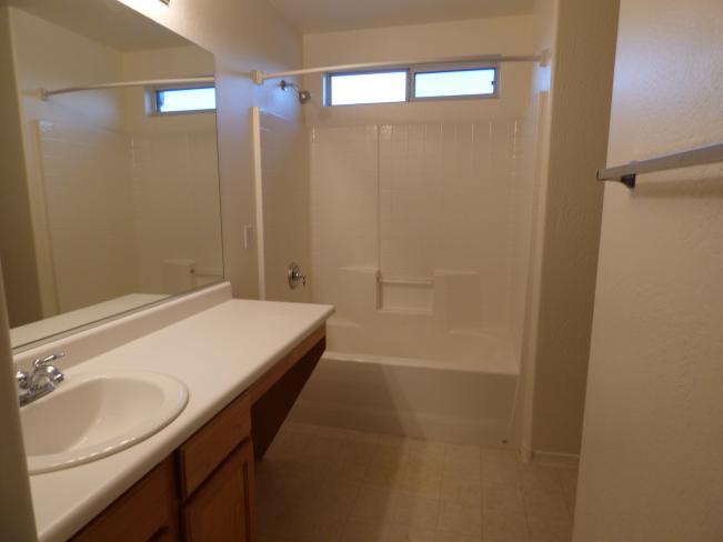 3718 S 53rd DR P1030281_07262016 3718 S 53rd DR P1030281_07262016
