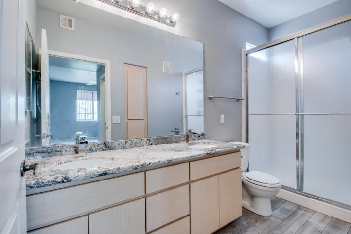 20801 N 90th PL Full Master Bath with 2 Sinks_09062018 20801 N 90th PL Full Master Bath with 2 Sinks_09062018