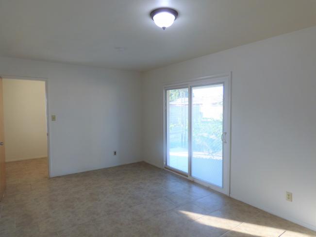 3612 W Colter ST b11 (Fam Rm)_11122019