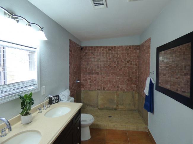 3033 E Osborn RD 2022-03-30 10_03302022