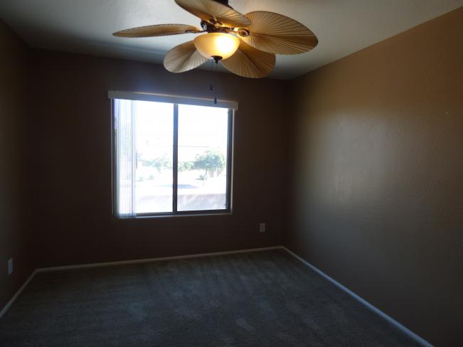 4005 S 55th DR P1060851_11212018