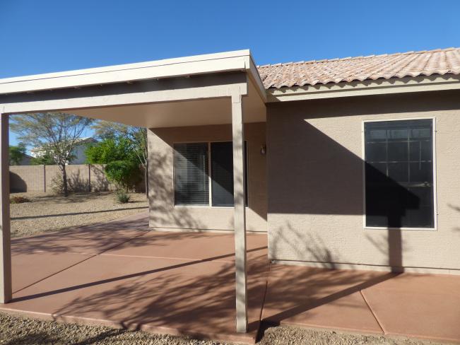 503 W Grovers Ave P1060785_11092018