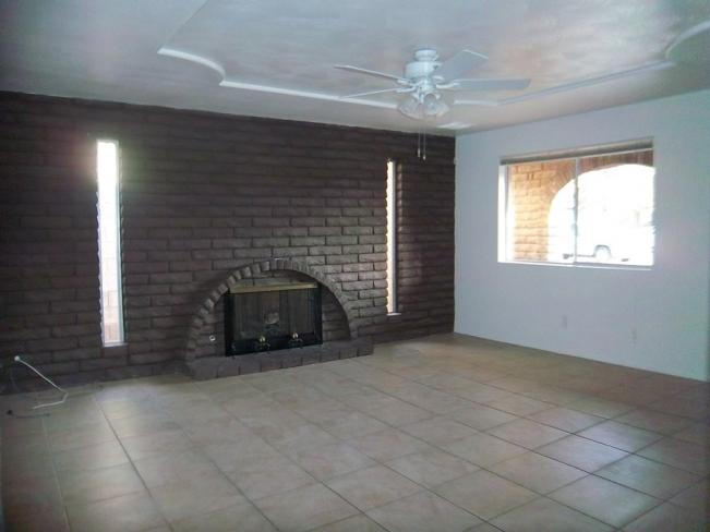6410 W Lamar RD Fireplace