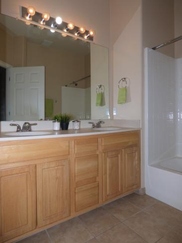 1702 E Bell RD c4_01102020