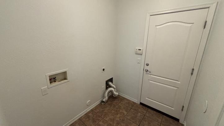 1833 E Hartford AVE IMG_2730_03112026