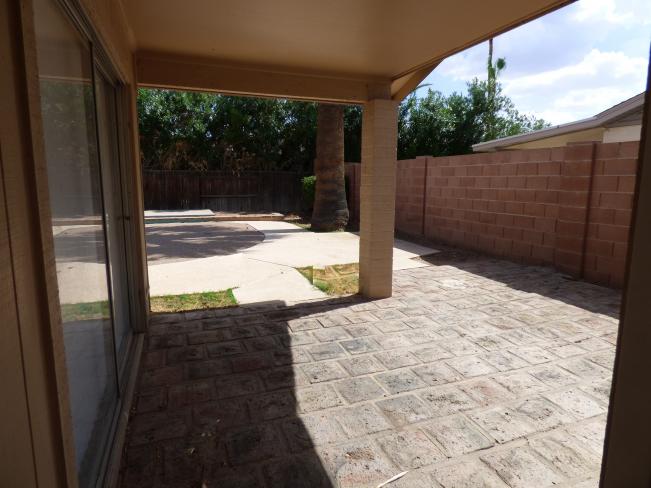 641 W Laguna Azul Ave x1_08252020
