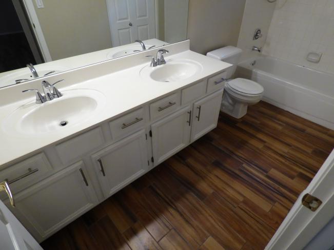 2912 E Nisbet CT P1180449_02102024