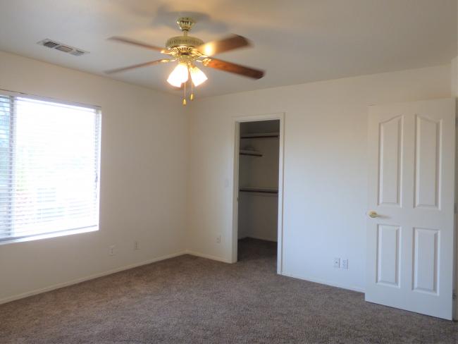 553 E Baylor Ln d5_08272019 553 E Baylor Ln d5_08272019