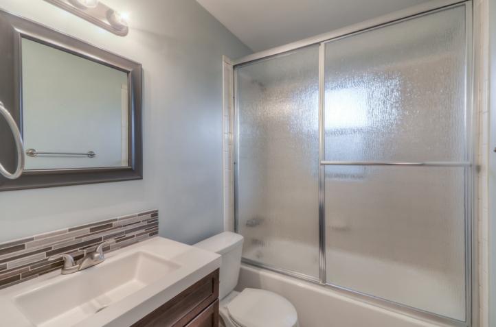 4814 E Avalon DR 2nd Bathroom (1)-SMALL_10212016