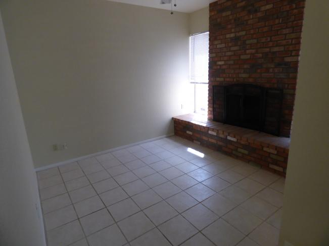 5526 W Onyx AVE P1040185_04212017
