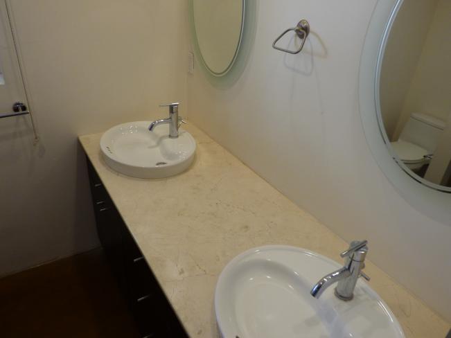 307 E Verde Ln P1180141_11102023