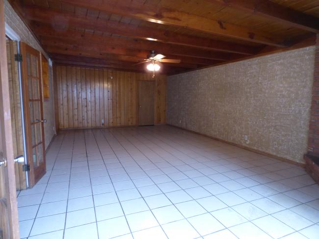 3143 W San Miguel AVE P1020228_01222016 3143 W San Miguel AVE P1020228_01222016