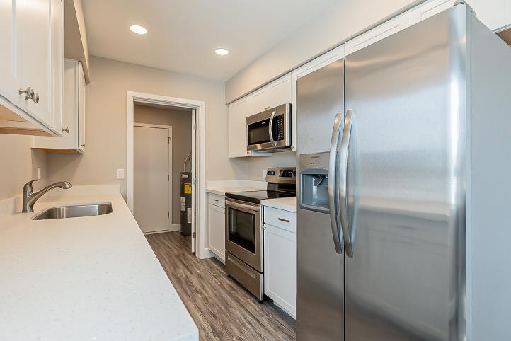 2826 E Capri CIR b_11102020 2826 E Capri CIR b_11102020