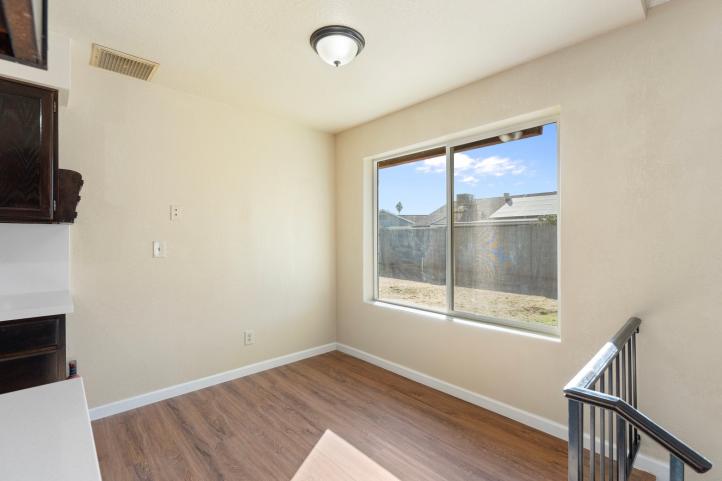 4043 W Sweetwater AVE 6-web-or-mls-DSC02262_02192025