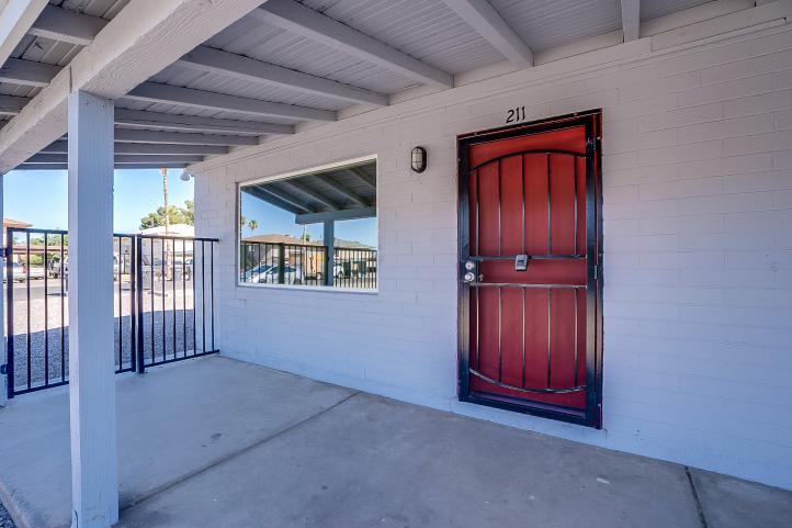 211 S Doran Doran-13_07112019