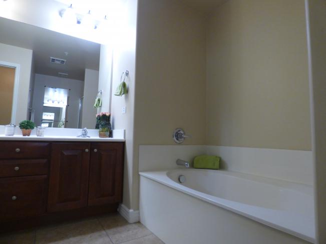 5450 E Deer Valley DR 17_04112019