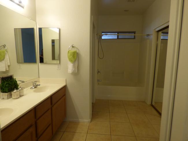 1725 S 113th DR 2015-10-16 08_10162015