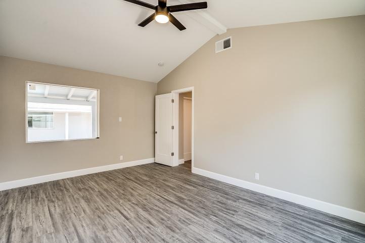 211 S Doran Doran-22_07112019