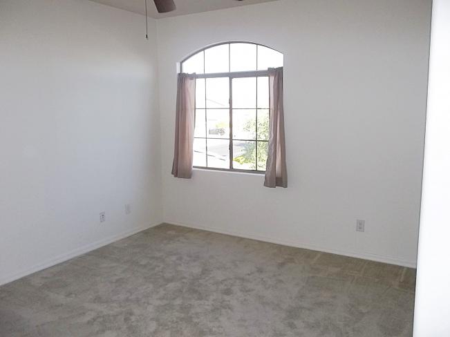 5633 W Carson RD 5633 W_10022014