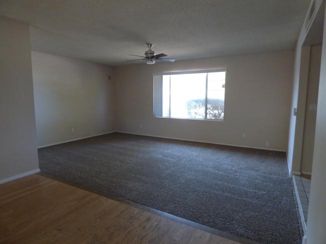 2423 E Beryl AVE P1040612_09082017