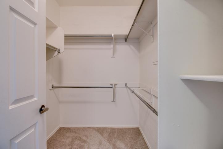 20801 N 90th PL Master Walk-In Closet_09062018 20801 N 90th PL Master Walk-In Closet_09062018