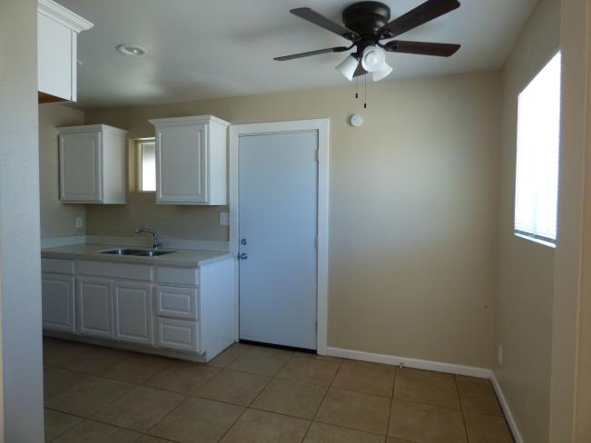 3617 E Earll Dr P1170127_04262023