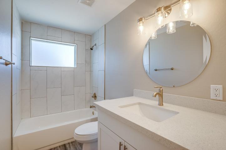 215 S Doran Pic (12)_06222019