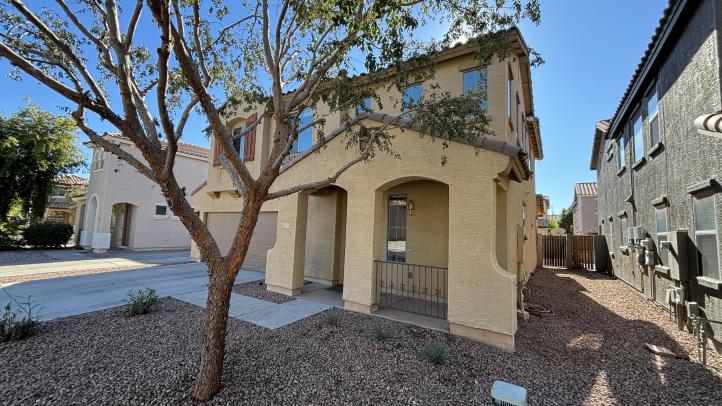 14719 W Poinsettia DR IMG_2041_12112025