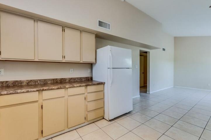 4021 E Robert E Lee ST Pic (10)_01192018