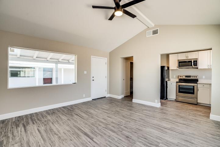 215 S Doran Pic (5)_04162026