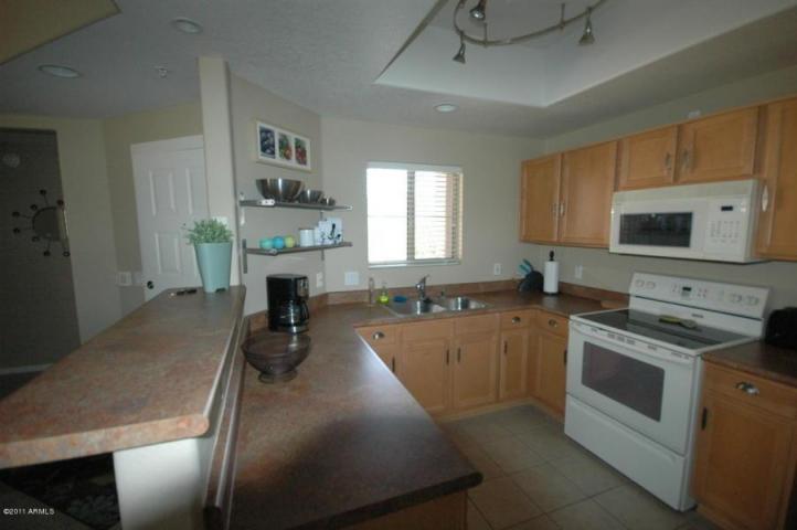 11680 E Sahuaro DR Kitchen