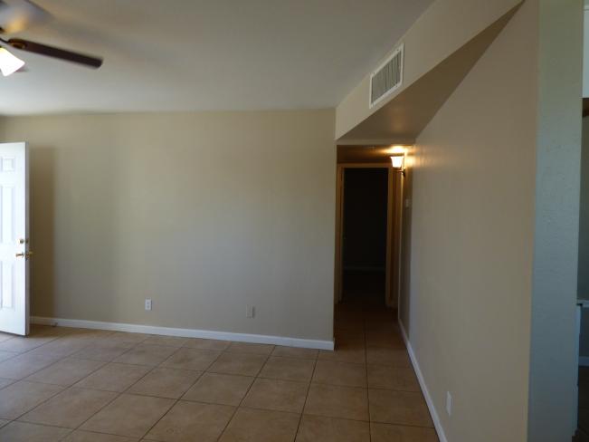 3617 E Earll Dr P1170133_04262023