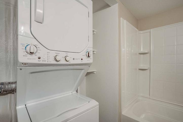 318 E Vine CIR Vine Cir-23_03122020