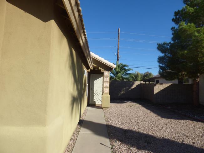 144 W Villa Theresa DR P1060747_11082018