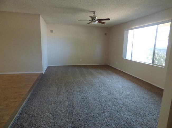 2423 E Beryl AVE P1040613_09082017
