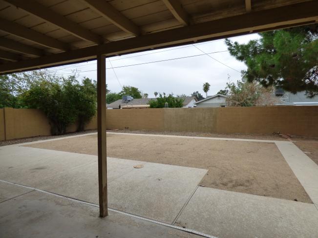 2525 W Freeway LN P1030608_09262016