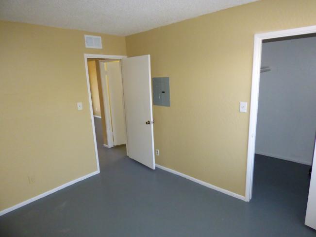 2936 N 39th ST P1160965_04072023