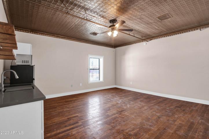 5753 W Glendale AVE 2_09112023