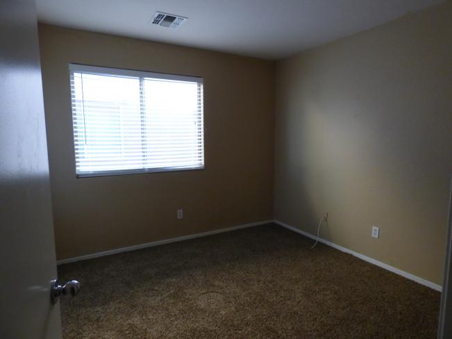 9739 W Riverside AVE 2015-12-29 15_12302015
