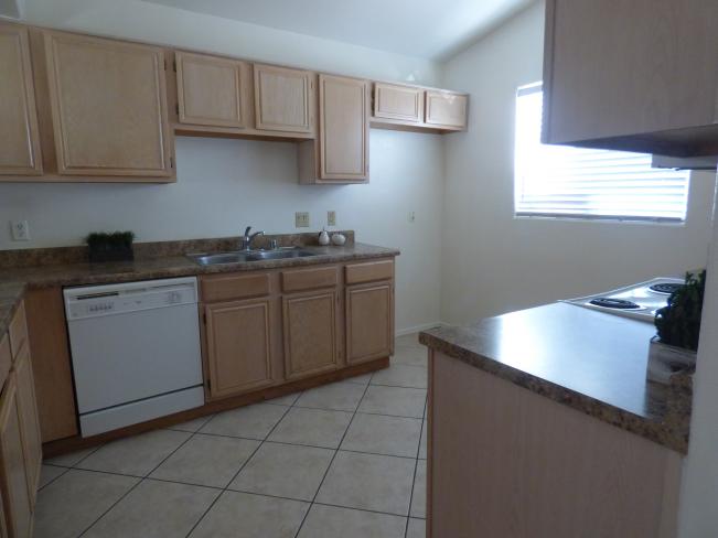 7840 W Montebello AVE 2015-10-12 16_10142015