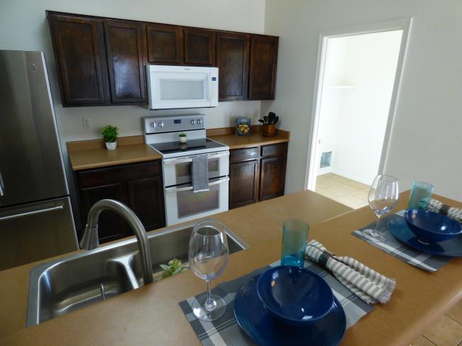 173 E Cheyenne RD P1170964_10202023