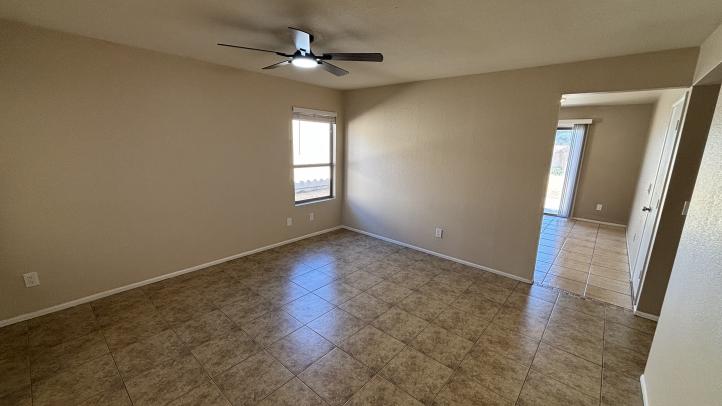 4737 N 83rd Dr IMG_2139_12182025